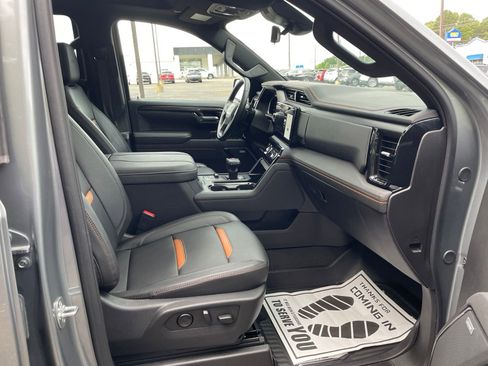 Used 2026 GMC Sierra 1500 AT4 w/ AT4 Premium Package AWD/4WD image 33
