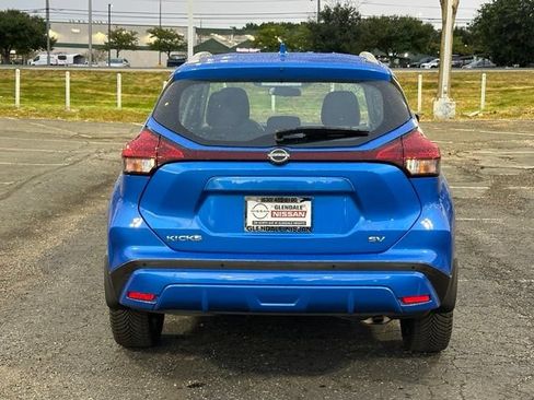 Used 2022 Nissan Kicks SV FWD image 5
