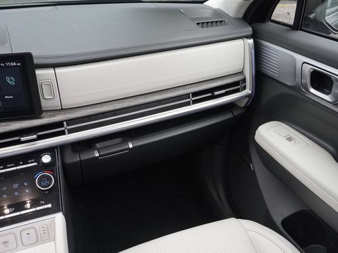 Used 2024 Hyundai Santa Fe Calligraphy AWD/4WD image 43