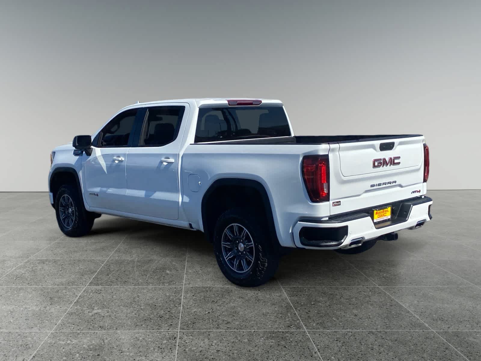 Used 2025 GMC Sierra 1500 AT4 AWD/4WD image 3