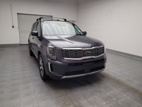 Used 2020 Kia Telluride S AWD/4WD image 14