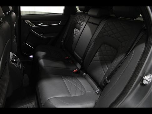 Used 2023 Jaguar F-PACE S AWD/4WD image 20