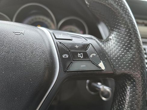 Used 2014 Mercedes-Benz E 350 E 350 Sedan 4D image 23