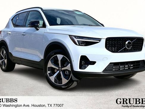 New 2026 Volvo XC40 B5 Plus w/ Protection Package Premier AWD/4WD image 1