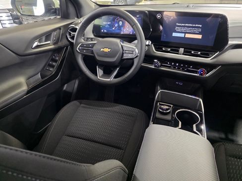 New 2026 Chevrolet Equinox LT image 19