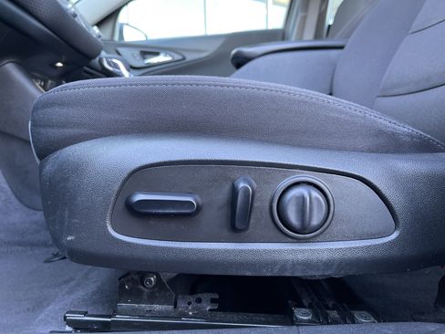 Used 2023 Chevrolet Malibu LT image 16