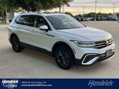Certified 2023 Volkswagen Tiguan SE w/ Panoramic Sunroof Package