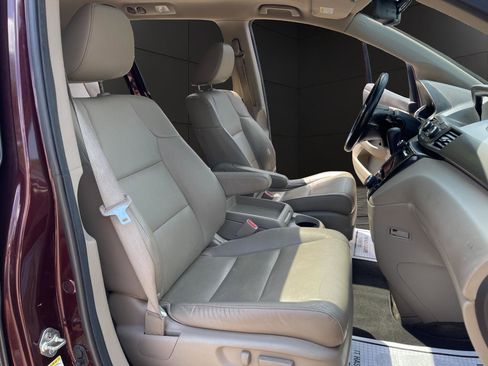 Used 2014 Honda Odyssey EX-L image 16
