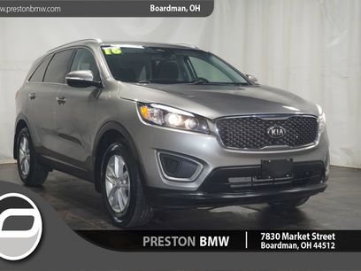 Used 2016 Kia Sorento LX w/ LX Convenience Package