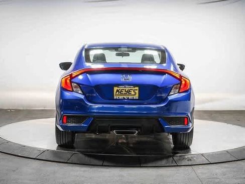 Used 2020 Honda Civic Sport image 3