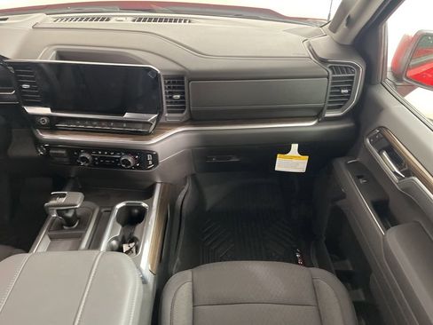New 2026 Chevrolet Silverado 1500 LT AWD/4WD image 15