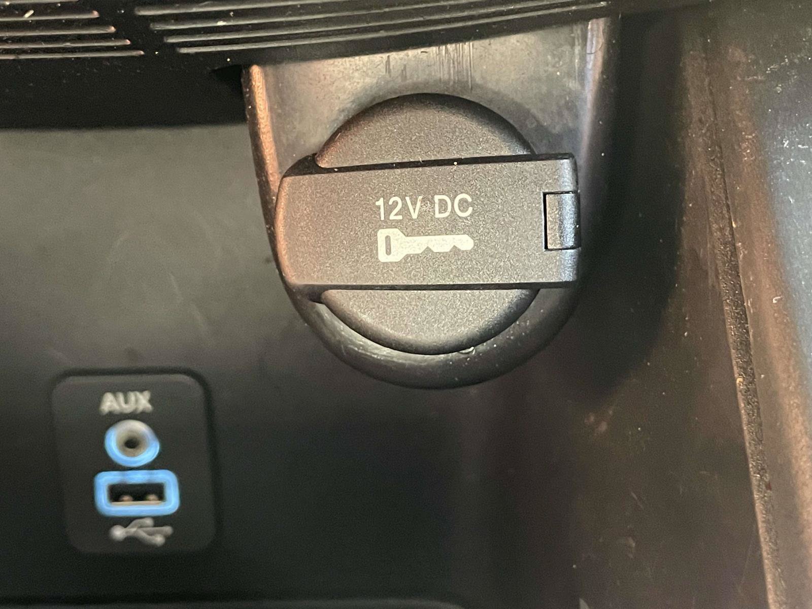 Used 2020 Dodge Journey SE w/ Blacktop Package FWD image 27