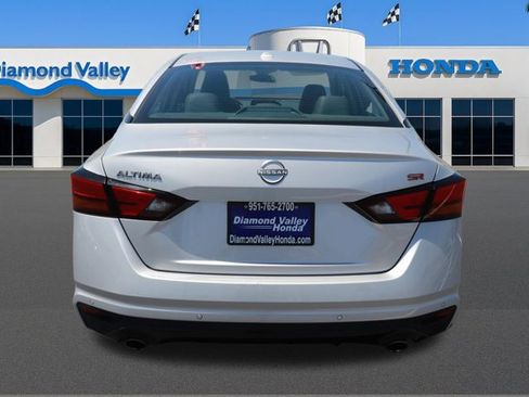 Used 2024 Nissan Altima 2.5 SR FWD image 5