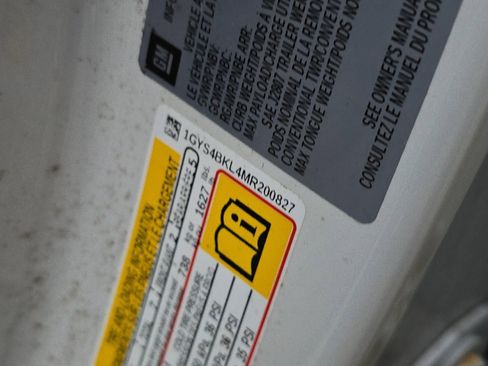 Used 2021 Cadillac Escalade Premium Luxury image 12