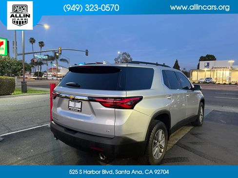 Used 2022 Chevrolet Traverse LT AWD/4WD image 6