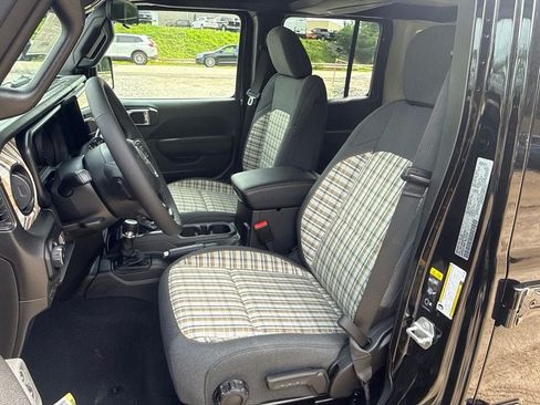 New 2026 Jeep Wrangler Unlimited Sport AWD/4WD image 16
