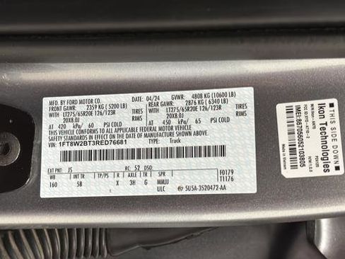 Used 2024 Ford F250 Lariat w/ Lariat Ultimate Package AWD/4WD image 28
