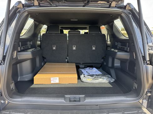New 2026 Toyota 4Runner Limited AWD/4WD image 9