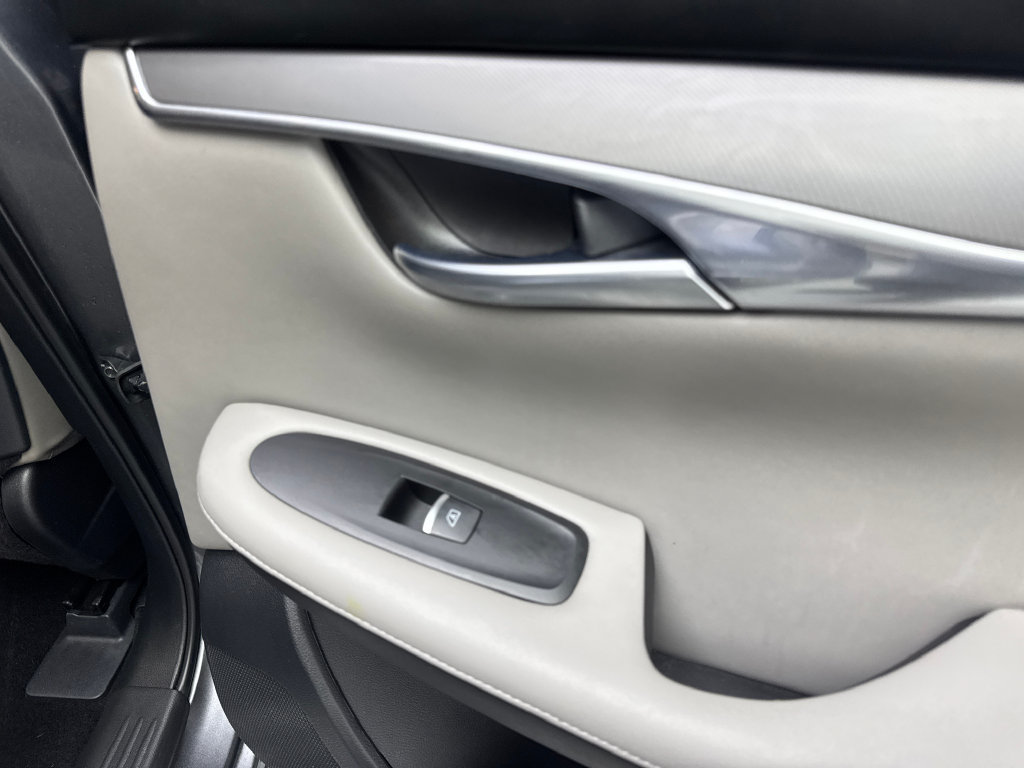 Used 2023 INFINITI QX50 Luxe FWD image 45