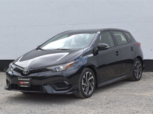Used 2018 Toyota Corolla iM w/ All-Weather Mat Package FWD image 8
