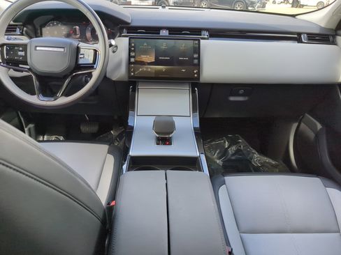 Used 2025 Land Rover Range Rover Velar S image 14