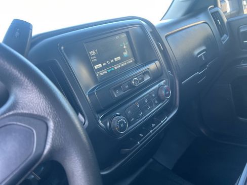 Used 2018 Chevrolet Silverado 2500 W/T w/ WT Convenience Package AWD/4WD image 16