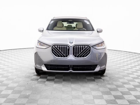 New 2026 BMW X3 xDrive30 w/ Premium Package image 9