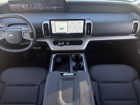 New 2026 Ford Expedition Max Active RWD image 11