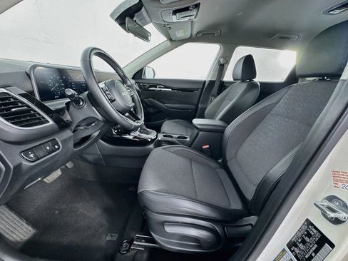 Used 2024 Kia Seltos S FWD image 12