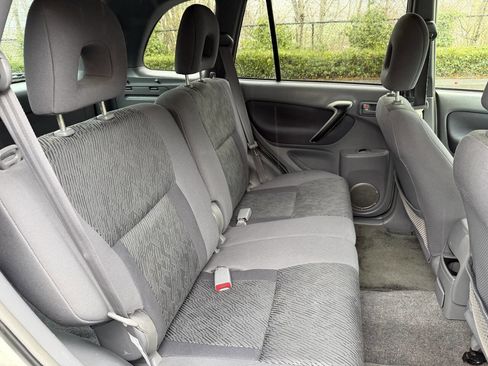 Used 2001 Toyota RAV4 4WD image 26