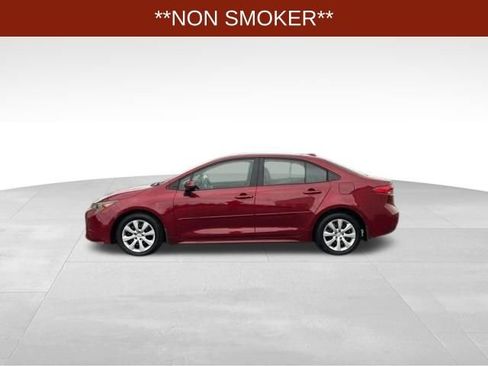 Used 2024 Toyota Corolla LE image 4