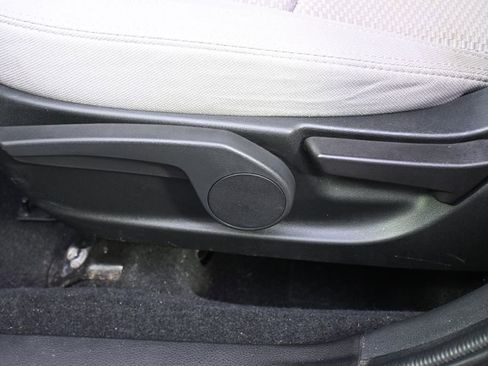 Used 2018 Subaru Forester 2.5i w/ Alloy Wheel Package image 14