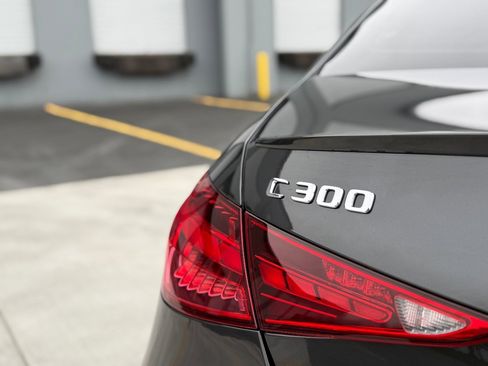 Used 2023 Mercedes-Benz C 300 Sedan w/ Exclusive Trim Package image 10