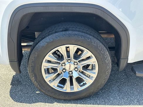Certified 2024 GMC Sierra 1500 Denali w/ Technology Package AWD/4WD image 17