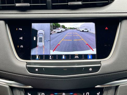 New 2026 Cadillac XT5 Premium Luxury w/ LPO, ONYX Package FWD image 24