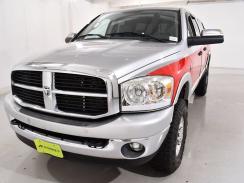 Used 2006 Dodge Ram 2500 Truck SLT w/ Quad Cab Big Horn Value Group AWD/4WD image 2
