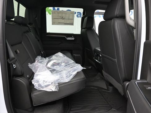 New 2026 GMC Sierra 3500 Denali w/ Technology Package image 8