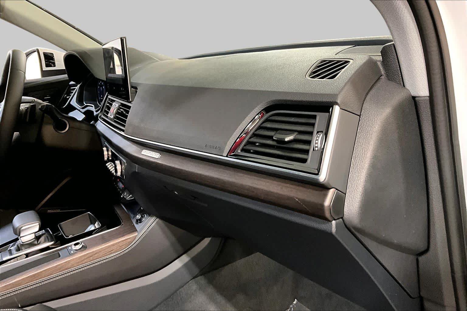 Certified 2024 Audi Q5 2.0T Premium Plus AWD/4WD image 19