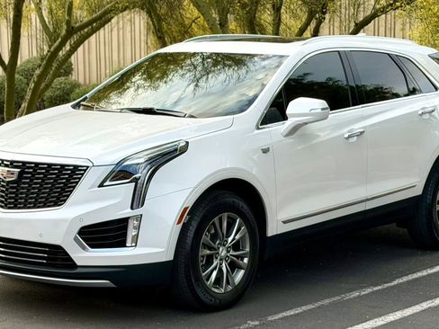 Used 2020 Cadillac XT5 Premium Luxury image 3