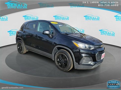 Used 2019 Chevrolet Trax LS w/ Tint and Cruise Package FWD image 9