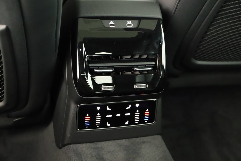 New 2026 Audi A6 Premium Plus AWD/4WD image 21