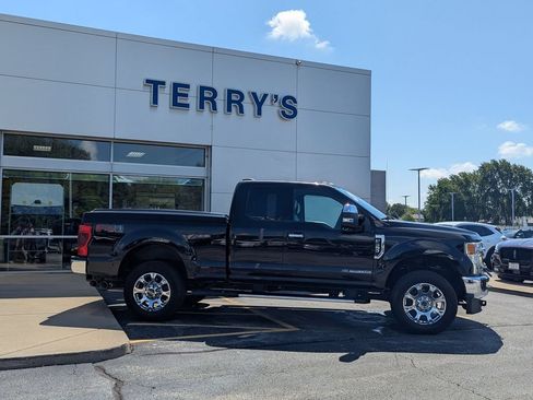 Used 2021 Ford F350 Lariat w/ Chrome Package AWD/4WD image 2