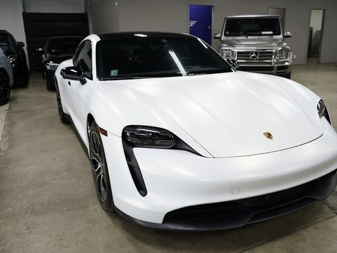 Used 2020 Porsche Taycan 4S w/ Premium Package AWD/4WD image 7