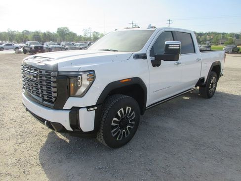 New 2026 GMC Sierra 2500 Denali Ultimate AWD/4WD image 10