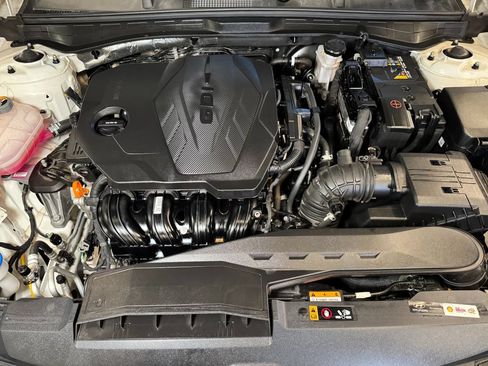 Used 2023 Hyundai Sonata SE FWD image 23