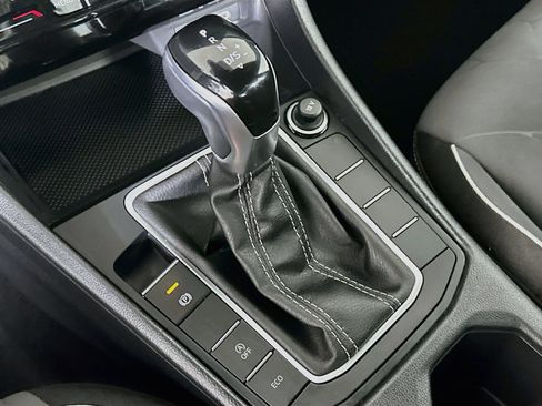 Used 2025 Volkswagen Jetta Sport FWD image 25