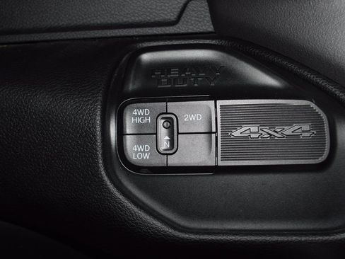 Used 2022 RAM 2500 Big Horn w/ Level C Equiment Group image 39