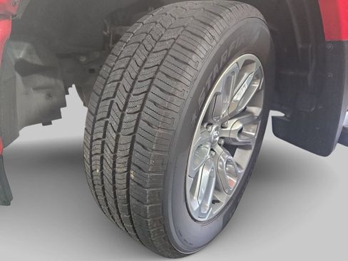 Used 2022 RAM 1500 Laramie AWD/4WD image 34