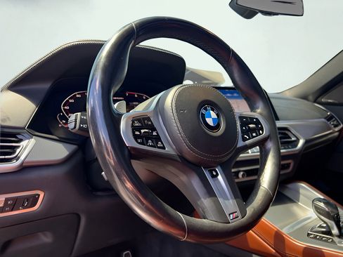 Used 2021 BMW X6 M50i AWD/4WD image 41
