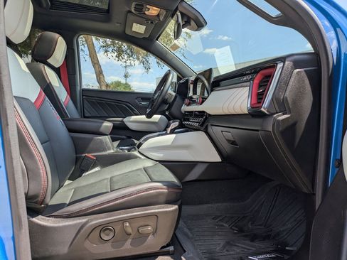 Certified 2023 GMC Canyon AT4X image 28